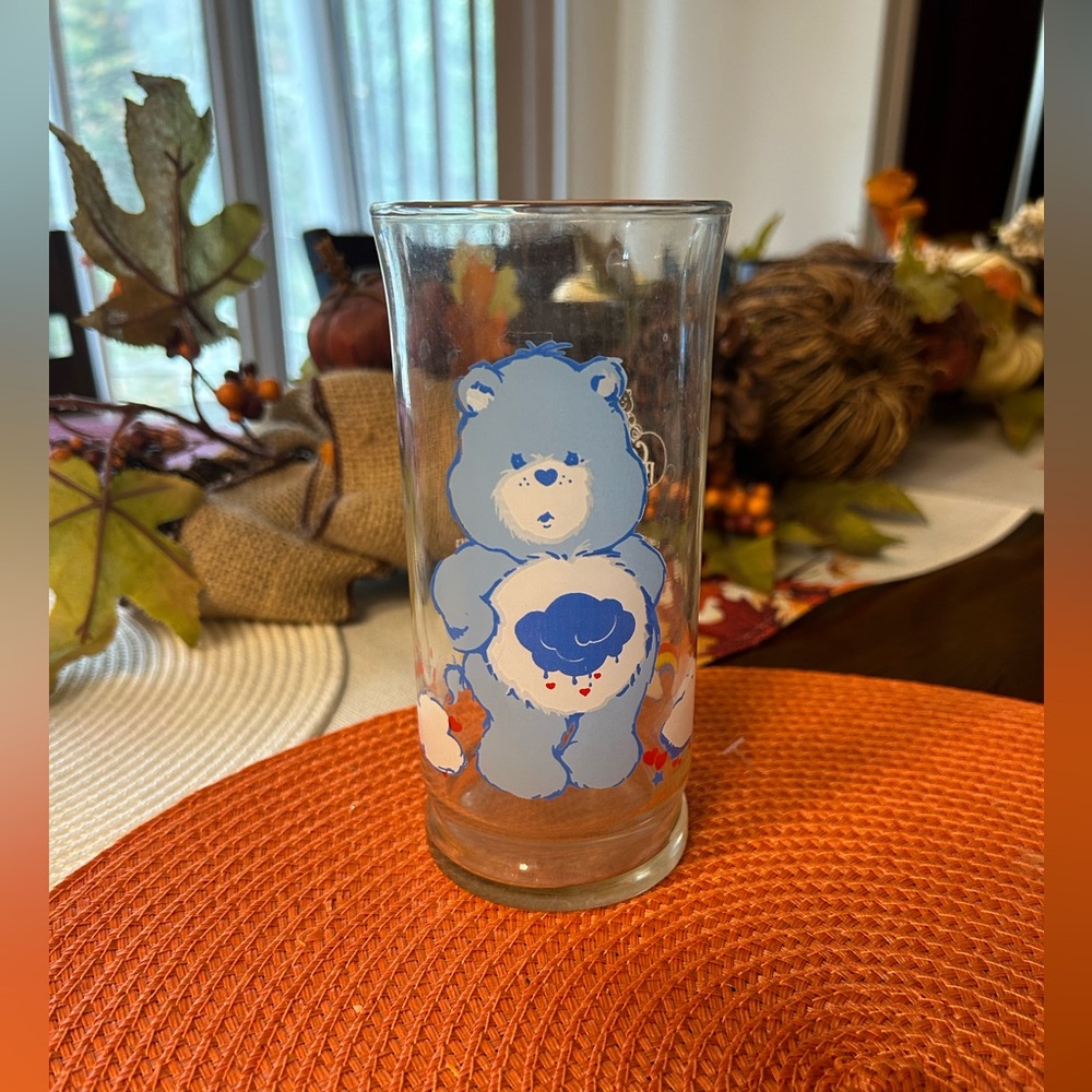 1983 Care Bear Pizza shut drinking glass Grumpy Bear